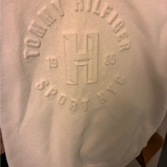 Tommy Hilfiger Cream Embossed Logo medium women’s pull-over Sweatshirt - Picture 3 of 4